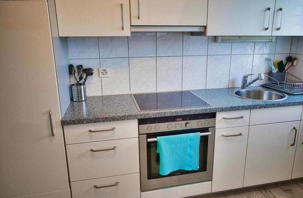 Charmante Wohnung nahe Zürich Flughafen und City Oberglatt Exterior foto