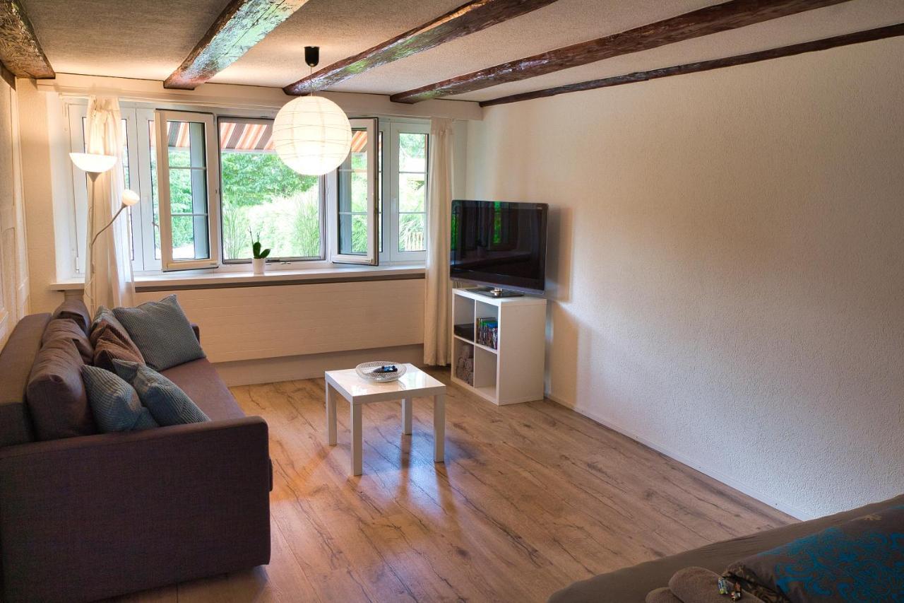 Charmante Wohnung nahe Zürich Flughafen und City Oberglatt Exterior foto